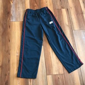 Boys Nike athletic pants size 6